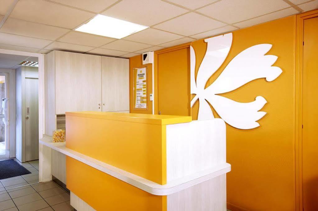 普瑞米尔蒙塔班经典酒店 蒙托邦 外观 照片